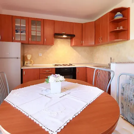 Svoboda 3 Apartment *