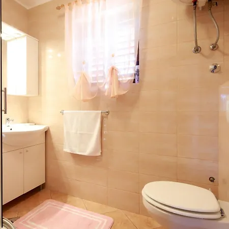 Apartment Svoboda 3