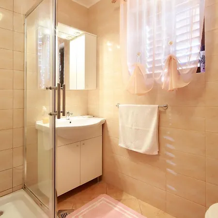 Apartment Svoboda 3